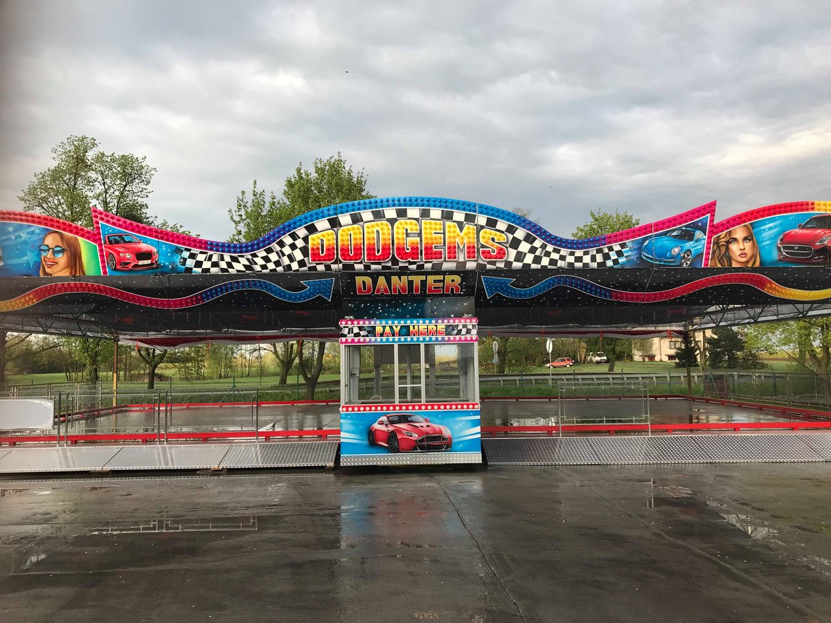 Alternative facade theme on a CBK dodgem track