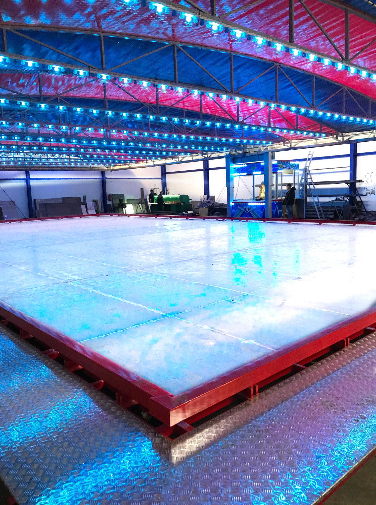 Stainless steel floor